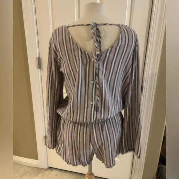 Cloth & Stone striped romper-Size Medium - Picture 3 of 7